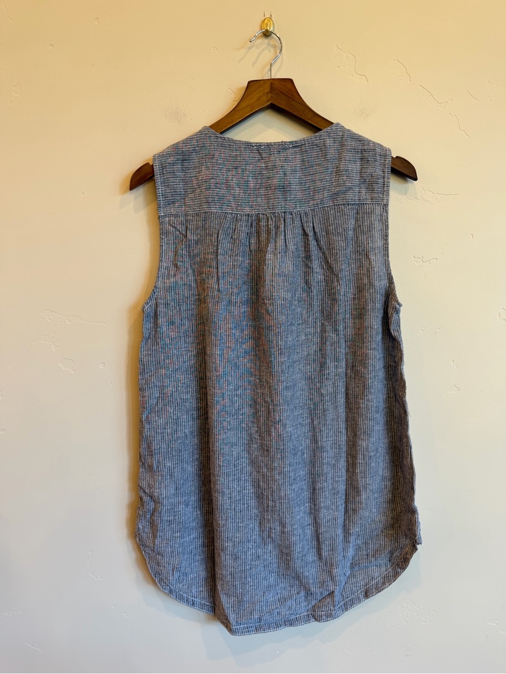 BEACH LUNCH LOUNGE Chambray & White Embroidered Linen Cotton Blend Long Tunic - Picture 8 of 8